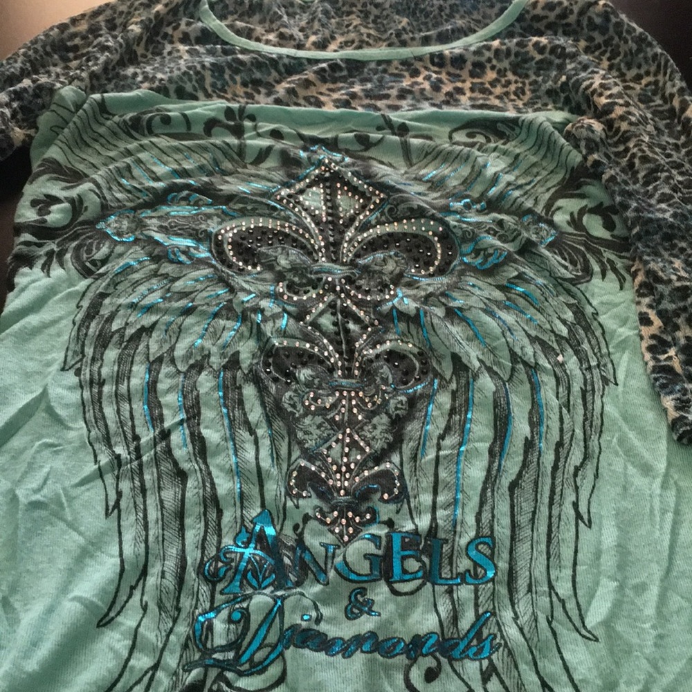 Half sleeve design shirt